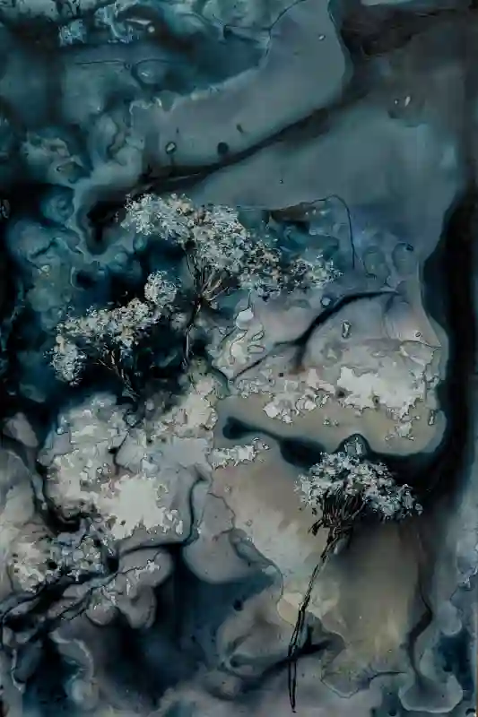 Cool Floral Cascade